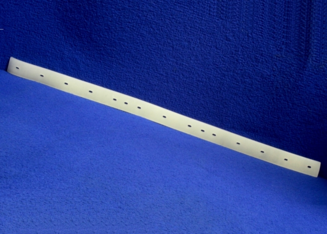 Powerboss 172273 Squeegee-Rear Blade 34', 1/8 P